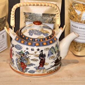 Chinese theepot met filter