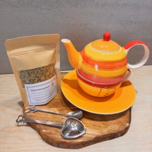 Rood-oranje-gele theepot en mok in 1